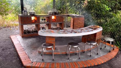 Outdoor Kitchen Design Brick, Braaiers Ideas, Outdoor Stove Ideas, Outdoor Kitchen Remodel, Outdoor Kitchen On Porch, Diy Backyard Kitchen, Kitchen Remodel Diy, Porch Aesthetic, Outdoor Cooking Fireplace