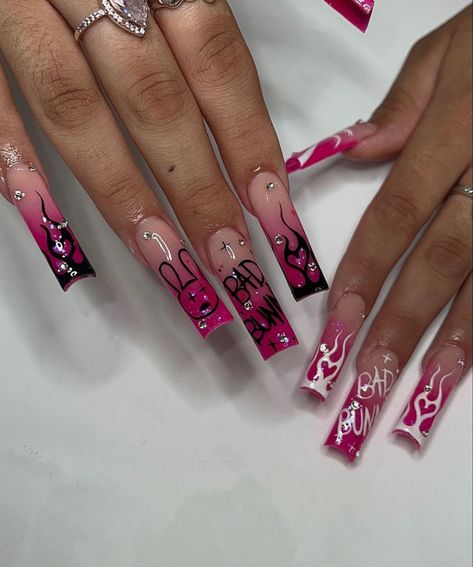 Acrylic Nail Designs Classy, Ballerina Acrylic Nails, Halloween Acrylic Nails, Long Acrylic Nail Designs, Subtle Nails, Colored Acrylic Nails, Glow Nails, Dope Nail Designs, Acrylic Nails Coffin Pink