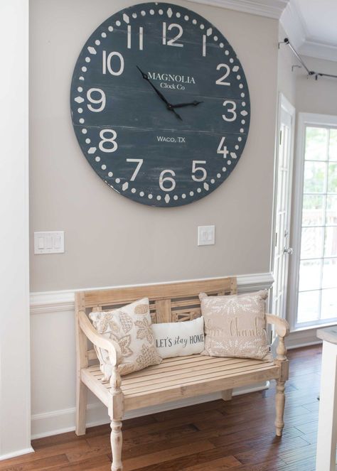 Home Decor Farmhouse Style, Farmhouse Baskets, Giant Clock, Porch Living, Entry Bench, Lets Stay Home, Magnolia Homes, Shabby Chic Homes, Farmhouse Dining