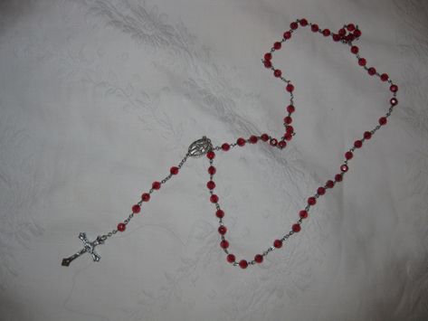 rosary aesthetic Red Rosary Aesthetic, Rosary Aesthetic Dark, Rosario Aesthetic, Preachers Daughter Aesthetic, Rosary Aesthetic, Goth Rosary, Preachers Daughter, Mother Cain, Preacher's Daughter