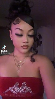 Baddie Hairstyles For Wedding, Prom Hairstyles With Edges, Long Natural Ponytail, Baddie Hair Accessories, Baddie Hairstyles Fake Hair, Prom Hairstyles Lightskins, Scoop Hairstyles, Baddie Hair Bun, High Updo Ponytail