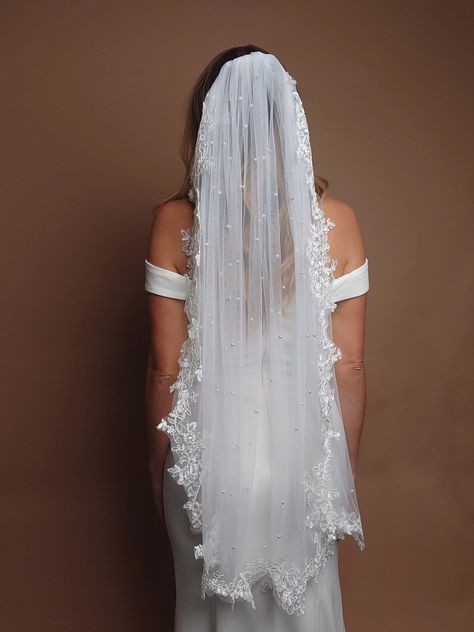 Elbow Veil, Veil For Bride, Veil With Lace, Lace Cathedral Veil, Cheap Wedding Centerpieces, Lace Veils Bridal, Fingertip Veil, Pearl Veil, Blusher Veil