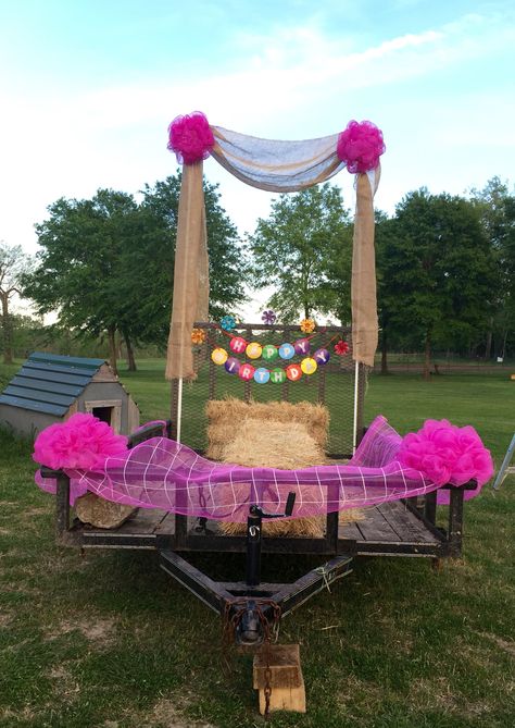 Hayride Trailer Decorations, Party Ideas Kids, Kids Projects, Ideas Party, Fall Festival, 8th Birthday, Girls Birthday, 6th Birthday, Bday Ideas