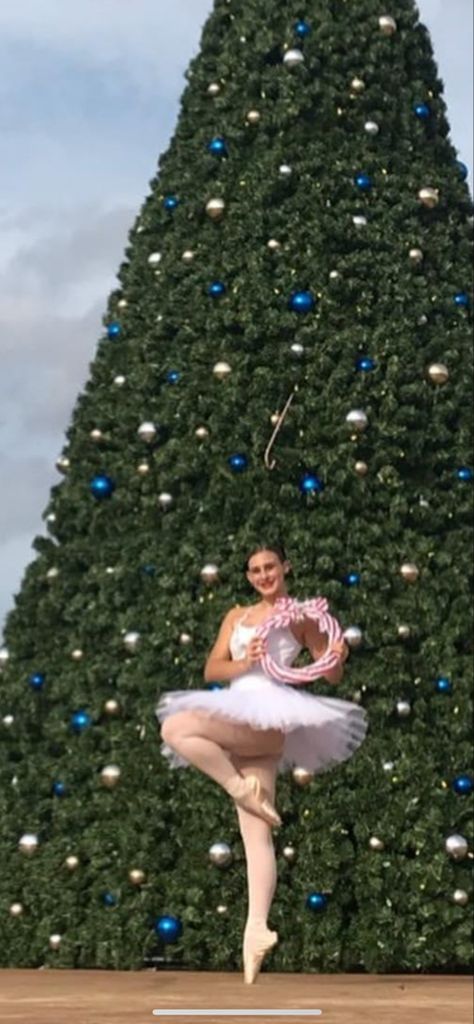 Family Photoshoot, Nutcracker, Strapless Dress