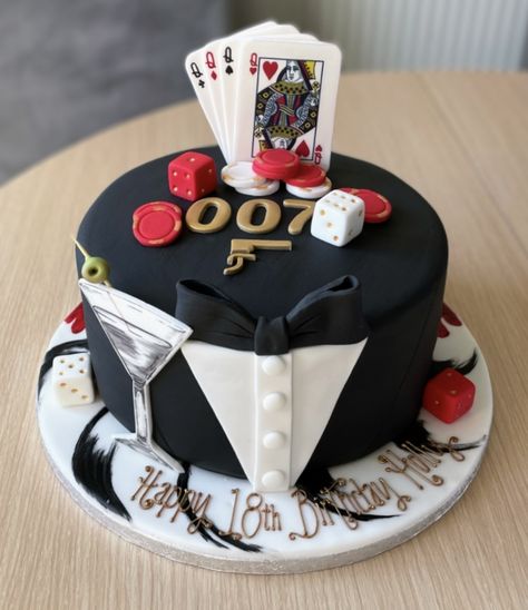 James Bond Birthday Cake, 007 Cake, James Bond Cake, James Bond Theme, Realistic Cakes, Beer Cake, Poker Game, Funny Birthday Cakes, Birthday Cakes For Men