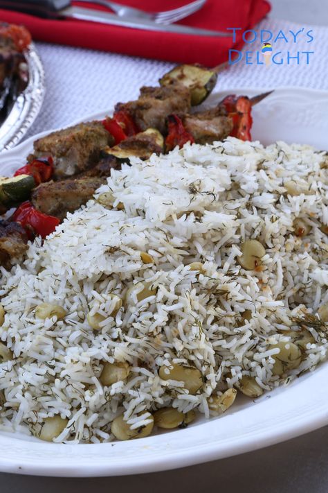 Persian Steamed Rice with Dill and Lima Beans is easy rice dish to make. If cooked right the rice is fluffy. This Persian rice recipe is a one pot rice dish Persian Rice Recipe, Greek Pastitsio, Lima Bean Recipes, Dill Rice, Rice Dishes Easy, Baked Potato Soup Recipe, Bean Rice, Persian Rice, Easy Rice