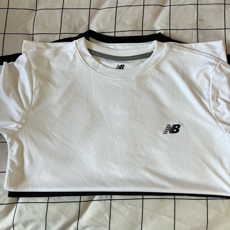 New With Tags Size L (14/16) Crew Neck Short Sleeve New Balance Printed Logo On Front Of Shirt New Balance Grey, New Balance White, New Balance Blue, New Balance Black, White Crew Neck, Gym Tops, Retro Tshirt, T Shirt And Shorts, Grey Shorts