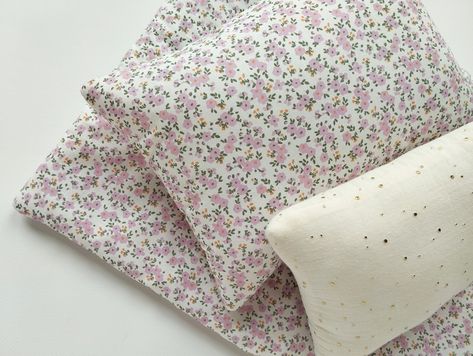 Bedding Floral, Doll Pram, Doll Bedding, Pattern Bedding, Doll Crib, Dolls Prams, Doll Beds, Cot Bedding, Girl Beds