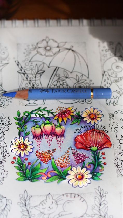 Flower miniature illustration and coloring by Coloring Pencil Drawings, Miniature Illustration, Colored Pencil Art Projects, Colouring Ideas, Joanna Basford Coloring, Blending Colored Pencils, Enchanted Forest Coloring, Color Pencil Illustration, Rita Berman