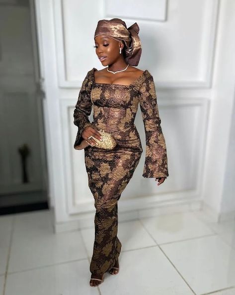 Tomike Adeoye, Styles For Asoebi, Damask Styles, Brocade Styles, Event Dresses Classy, Nigerian Gele, Gele Styles, Nigerian Outfits, African Print Clothing