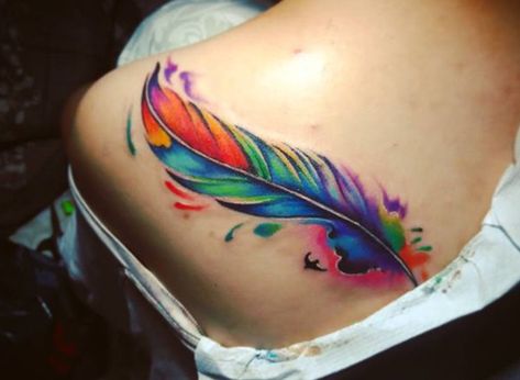 Tato Nama, Feather Tattoo Colour, Feather Tattoo Meaning, Tato Ikan Koi, Watercolour Tattoos, Tato Dengan Makna, Pride Tattoo, Colorful Tattoo, Rainbow Tattoos