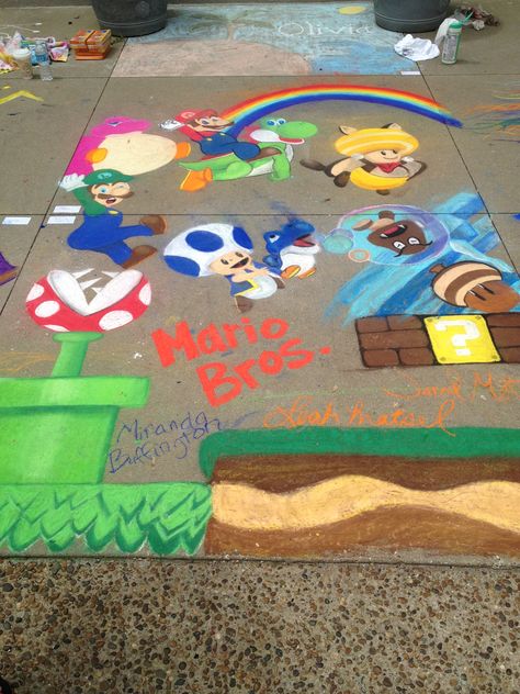 Mario Sidewalk Chalk Art, Chalk Art Festival Ideas, Chalk Art Mario, Chalk Art Competition, Chalk Art Tutorial, Big Chalk Art, Chalk Drawings Ideas, Fun Chalk Ideas, Chalk Mural Sidewalk