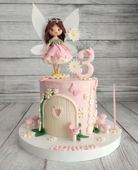 Fairy Garden Cake Ideas, Fairy Birthday Cake Ideas, Fairy Cakes For Girls Birthday, 3rd Birthday Cake For Girl, 3rd Birthday Cakes For Girls, Fairytale Birthday Cake, Fairy Cake Ideas, Fairy Theme Cake, Fairy Birthday Decorations