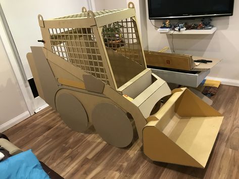 Cardboard Bobcat Wheelchair Costume Cardboard Excavator, Bobcat Machine, Excavator Costume, Stroller Halloween Costumes, Construction Vbs, Stroller Costume, Cardboard Box Car, Dog Parade, Cardboard Car