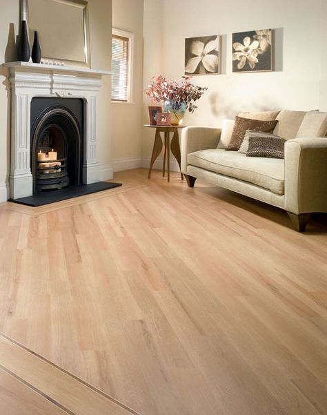 Hardwood flooring makes the house look classy and beautiful. Vinyl Wood Plank Flooring, Lantai Vinil, Modern Floor Tiles, Vinyl Wood Planks, Living Room Hardwood Floors, Wood Vinyl Flooring, Best Vinyl Flooring, Vinyl Wood Flooring, Tile Floor Living Room