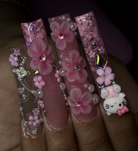 ₊˚ෆ Follow me for more 𐙚 visit my boards ₊˚ෆ Sweet 16 Nails, Nails Hello Kitty, Hello Kitty Nails Art, Quinceanera Nails, Junk Nails, Kitty Nails, Weak Nails, Acrylic Toe Nails, Long Acrylic Nail Designs