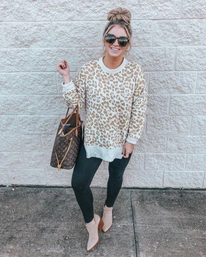 Leopard Print Sweatshirt Outfit, Leopard Sweatshirt Outfit, Cheetah Sweater Outfit, Leopard Leggings Outfit, Print Sweater Outfit, Casual Leopard Print Sweater, Trendy Leopard Print Winter Sweater, Oversized Casual Leopard Print Sweater, Womens Fashion Casual College