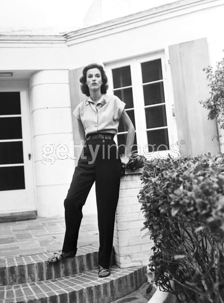 Mrs Stanley Grafton Mortimer Jr, 1947 by The Bert Morgan Archive, via Flickr Hobe Sound Florida, Babe Paley, Slim Keith, Ladies Who Lunch, High Society, 1940s Fashion, Best Dressed, American Classic, 50s Fashion