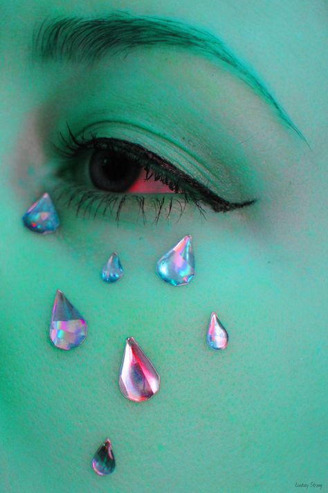 Miss Martian, Space Grunge, The Shape Of Water, The Martian, Green Aesthetic, Steven Universe, Maquillaje De Ojos, Fashion Makeup, Universe