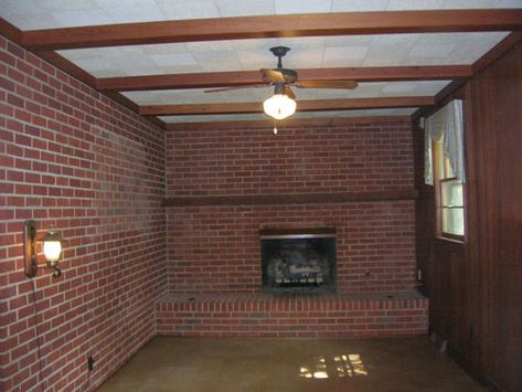 5 DRAMATIC brick fireplace makeovers – Dave and Kelly Davis Paint Wood Paneling, Red Brick Fireplace, Brick Fireplaces, Fireplaces Ideas, Painting Wood Paneling, Brick Fireplace Makeover, Young House, Old Fireplace, Young House Love