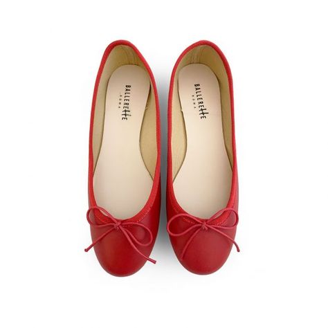 Red Leather Ballet Flats, Red Ballet Flats, Red Flats, Leather Ballet Flats, Classic Outfits, Ballet Flat Shoes, Ballerinas, Cute Shoes, Low Heels