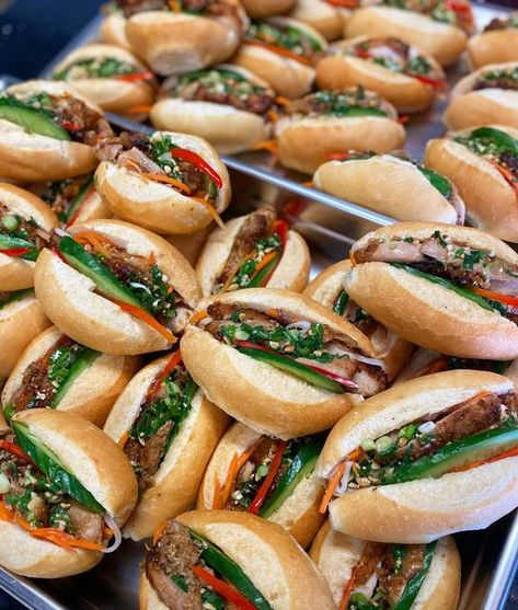 Mini Bahn Mi, Viet Wedding Food, Banh Mi Platter, Vietnamese Food Party, Vietnamese Wedding Food, Asian Food Wedding, Vietnamese Catering, Asian Wedding Food, Vietnamese Party