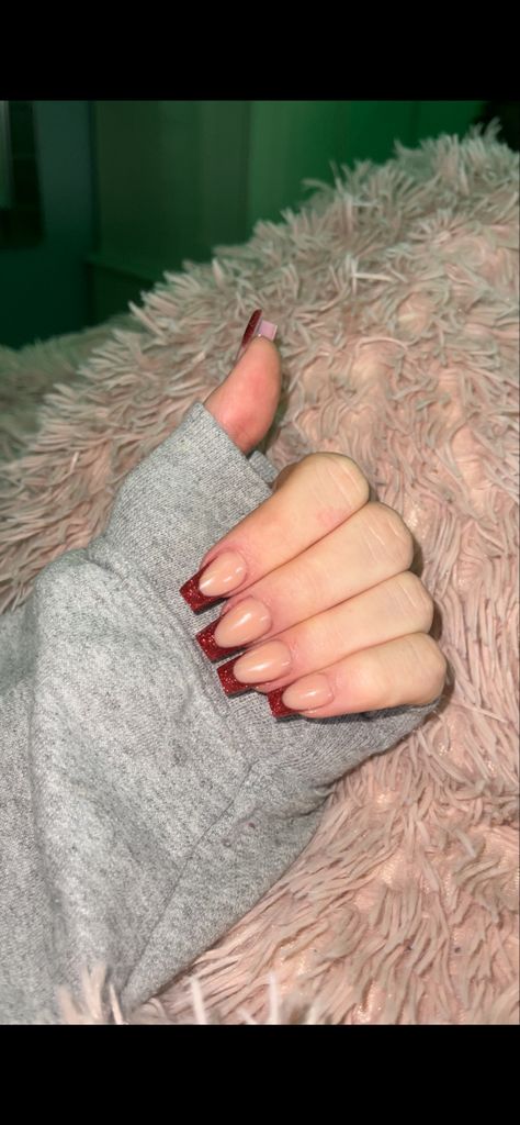 Dark Red Chrome French Tip Nails, Sparkly Burgundy Nails, Glittery Red French Tip Nails, Red Sparkly French Tip Nails, Red Prom Nails Acrylic Short, Short Coffin Christmas Nails, Deep Red French Tip Nails, Red Glitter French Tips, Sparkly Red French Tip Nails