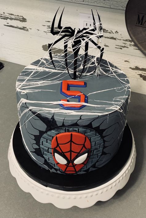 Black Spiderman Cake, Venom Birthday Cake Ideas, Spider Man Cake Design, 2 Tier Spiderman Cake Birthday, Spiderman Birthday Cake Two Tier, Spiderman Cake Two Tier, Spiderman 3d Cake, Spiderman Birthday Cake, Baby Boy Birthday Cake