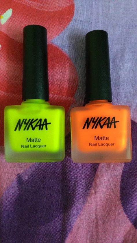 Nykaa Matte Nail Enamel in 74 Popsicle & 76 Lemonade Fizz are beautiful neon shades which will suit all Indian skin tone. Shades are very pretty. Click for. Trendy Nails Matte, Matte Nail, Nails Matte, Circle Drawing, Beauty Nails Design, Ombre Lips, Beauty Tips For Glowing Skin, Makeup Tips For Beginners, Lipstick Makeup