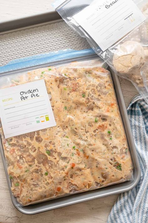 Can You Freeze Chicken Pot Pie? How To Freeze Chicken Pot Pie, Freezer Pot Pie Recipe, Chicken Pot Pie Recipe Freezer, Freezing Chicken Pot Pie, Freezable Chicken Pot Pie, Chicken Pot Pie Casserole Freezer Meal, Freezer Chicken Pot Pie Casserole, Chicken Pot Pie To Freeze, Casseroles You Can Freeze