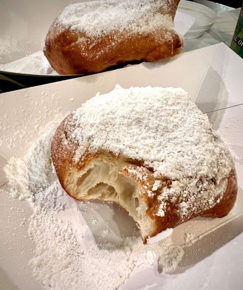 Tianas Beignets Recipe, Beignets Aesthetic, French Beignets, New Orleans Beignets, Crossiant Recipes, French Donuts, Food Studies, Vanilla Pancakes, Dance Decor