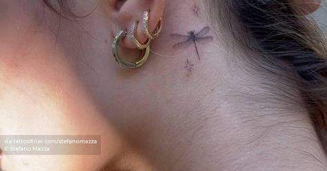 Behind The Ear Fairy Tattoo, Behind Ear Dragonfly Tattoo, Fine Line Tattoos Dragonfly, Dragon Fly Tattoo Behind Ear, Dragonfly Ear Tattoo, Tattoos Dragonfly, Tattoo Dragonfly, Line Animals, Tattoo Behind Ear