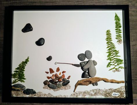 Camping Pebble Art, Pebble Art Camping, Pebble Art Beach Scene, Rock Pictures Diy Pebble Art, Rock Art Pictures, Pebble Art Beach, Rock Crafts Diy, Rock Pictures, Campfire Marshmallows