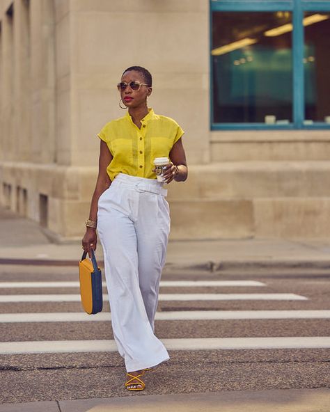 Farotelle walking on street and wearing Express high-waisted white linen pants with Banana Republic colorful yellow shirt and Tomoli rounded yellow bag as color-blocked elevated casual outfit. Yellow Linen Shirt Outfit, Yellow Shirt Outfit, Summer Pants Outfits, Summer Wardrobe Staples, Summer Uniform, Yellow Sandals, White Bottoms, White Linen Pants, Stylish Work Attire