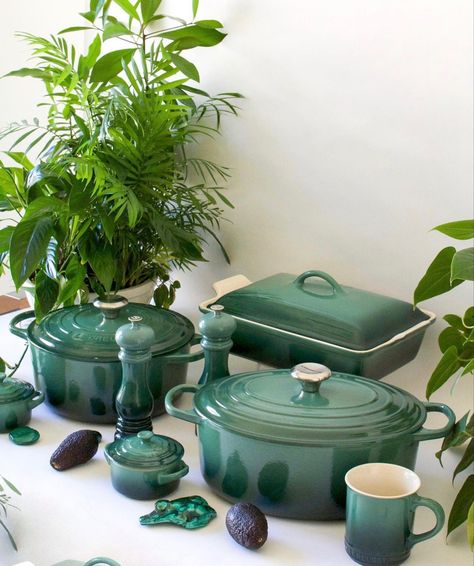 Le Creuset | Fine Cookware, Bakeware, Pots, Pans Le Creuset Bakeware Set, La Creuset, Le Creuset Bamboo Green, Lilac Le Creuset Set, Kitchen Moodboard, Lux Interior, Le Creuset Stainless Steel Cookware, Funky House, Le Creuset Cookware 20 Piece Set For 29.99