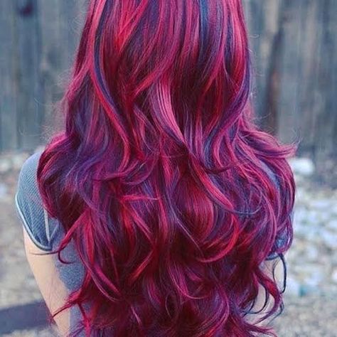 Burgundy And Purple Hair, Purple Burgundy Hair Color, Best Burgundy Hair Dye, Purple Burgundy Hair, Burgundy Hair With Highlights, Burgundy Hair Color Ideas, Magenta Hair Colors, Burgundy Hair Dye, Burgundy Hair Color