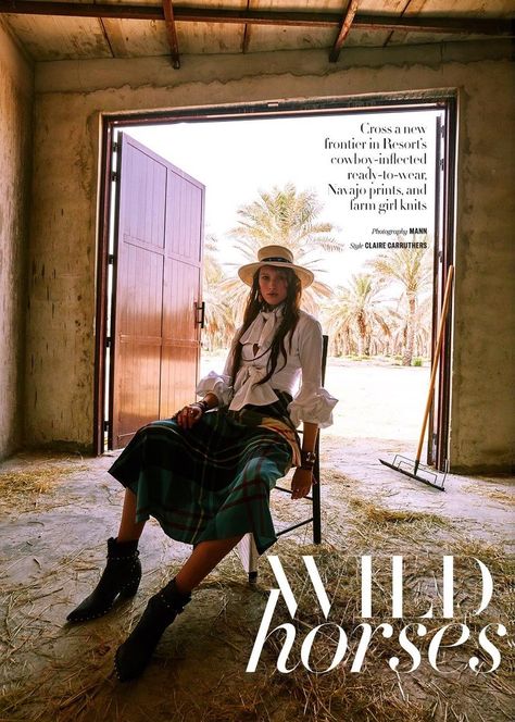 Horse Shoot, Countryside Fashion, Vogue Arabia, Wild Horses Photography, Farm Fashion, Bohemian Diesel, Horse Fashion, Farm Photo, Country Fashion