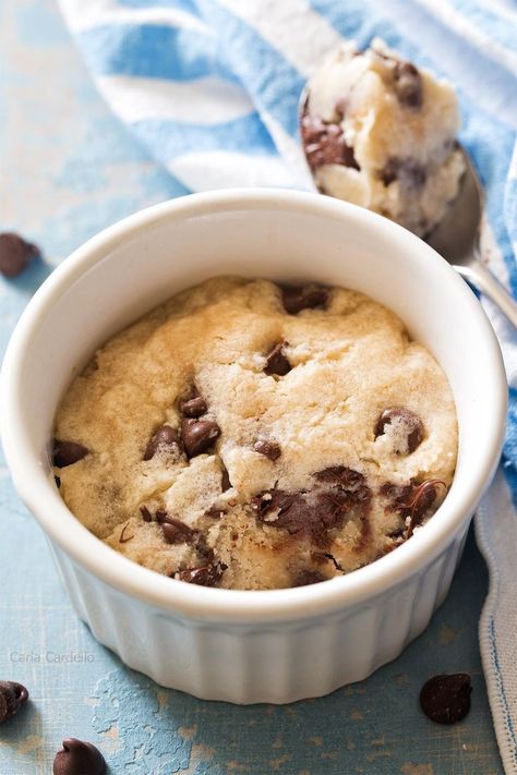 Microwave Cookie In A Cup No Egg, Eggless Cookie In A Mug, No Egg Mug Cookie, Eggless Mug Cookie, Single Batch Cookies, Cookie In A Mug No Egg, Mug Cookie Recipe No Egg, Microwave Sweets, Cookies Recipes Microwave