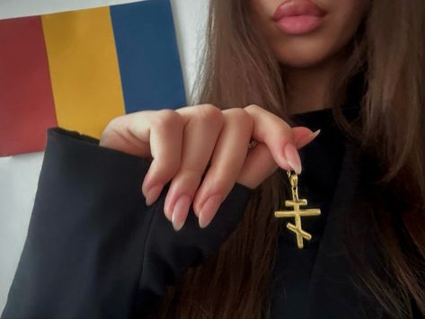 Romanian Orthodox Aesthetic, Orthodox Girl Aesthetic, Fawn Aesthetic, Orthodoxy Aesthetic, Lifestyle Moodboard, Gods Plan Quotes, Church Aesthetic, Elegant Lifestyle, Christ Is Risen