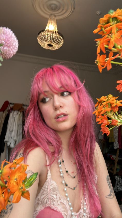 #flowers #floral #pinkhair #lace Pink Fairy Hair, Florence Given Style, Pink Hair 2023, Pink Hair Outfit, Florence Given, Pink Hair Aesthetic, Curly Pink Hair, Long Pink Hair, Light Pink Hair