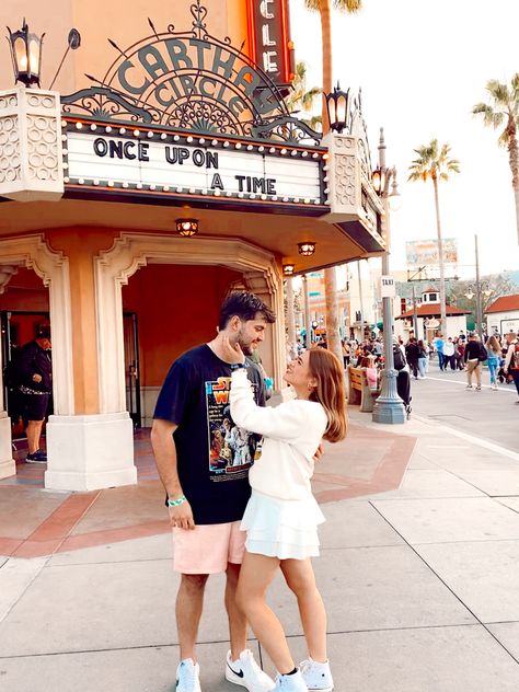 Inspo for your next trip to disney hollywood studios with your boyfriend Hollywood Studios Couple Pictures, Hollywood Studios Photo Ideas, Disney Hollywood Studios, Disney Pics, Disney Photography, Hollywood Studios Disney, Dream Trip, Couple Photo, Hollywood Studios