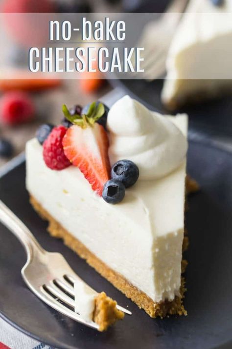 Simple No Bake Cheesecake, Bake Cheesecake Recipes, No Bake Cheesecake Recipes, Strawberry Caramel, Cheesecake Recipes Easy Homemade, Cheesecake Recipes Easy, Cheesecake Recipes Philadelphia, Berry Desserts, No Bake Cheesecake Filling