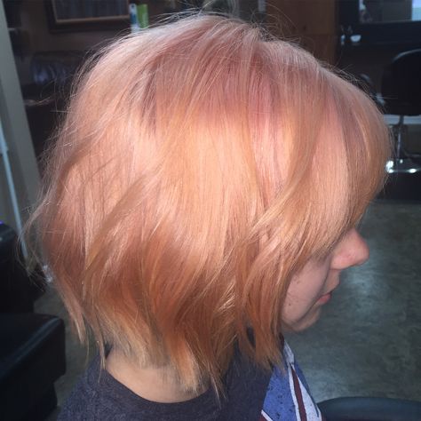 Peach Dyed Hair, Pink Blonde Short Hair, Peach Hair Short, Light Pink Hair Short, Peach Pink Hair Color, Coral Colored Hair, Light Peach Hair, Peach Short Hair, Salmon Pink Hair