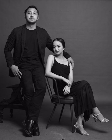 Prewedding Studio, Studio Session, Studio Photoshoot, Pre Wedding Photoshoot, Fashion Couple, Formal Looks, Photoshoot Inspiration, Wedding Photoshoot, Couple Posing