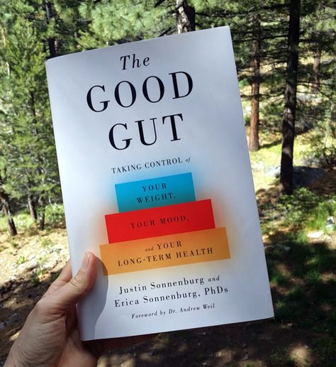 A great review on a book that I read about gut health. The Good Gut, by Justin & Erica Sonnenburg is great book for someone who wants to learn about gut health and how to implement it into their daily lives. Career Books, Michael Pollan, Andrew Weil, Gut Health Recipes, Healing Books, Kidney Cleanse, Gut Microbiota, Gut Healing, Gut Microbiome