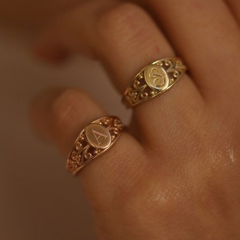 Vintage Statement Rings, Mexican Gold Rings, Big Gold Rings, Real Gold Rings, Etsy Rings, Everyday Jewelry Gold, Vintage Gold Ring, 15 Rings, Delicate Gold Ring