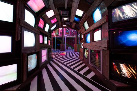 Meow Wolf, Eternal Return, New Retro Wave, Dreamcore Weirdcore, 3d Video, Weird Dreams, Wow Art, Santa Fe, Hallway