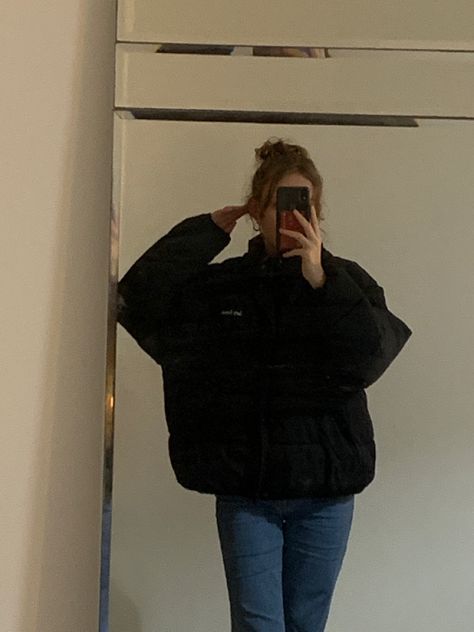 Sixth form winter autumn outfit urban outfitters iets frans long sleeve teenage aesthetic jeans Iets Frans Hoodie Outfit, Iets Frans Puffer Jacket, Iets Frans Hoodie, Coat Winter Outfit, Teenage Aesthetic, Aesthetic Jeans, Sixth Form, Life Binder, Coat Winter