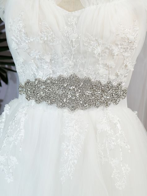 Rhinestone Decor luxury Bridal BeltI discovered amazing products on SHEIN.com, come check them out! Bridal Belts, Bling Belts, Beachy Boho, Beautiful Belts, Decor Luxury, Wedding Belts, Beaded Belt, Leather Floral, Bridal Belt