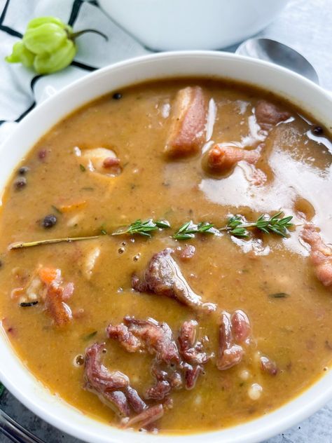 Jamaican Red Pea Soup Recipe, Red Pea Soup, Peas Soup Recipe, Red Peas Soup, Beef Soup Bones, Peas Soup, Red Peas, Food For Dinner, Types Of Red